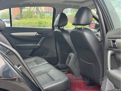 2013 Volkswagen Lavida 1.6L Automatic Luxury Edition, фото 3, лот 10454637