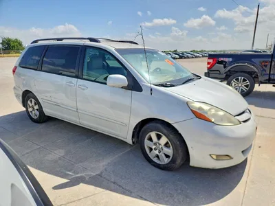2009 TOYOTA SIENNA XLE, фото 4, лот 10547892