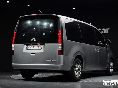 2025 Hyundai Staria Cargo 3-Seater, фото 1, лот 10062776