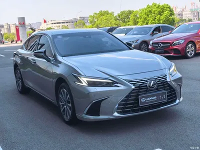 2025 Lexus ES 200 Ultimate Edition, фото 3, лот 10314370