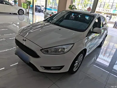2017 Ford Focus Hatchback 1.6L Auto Fashion Smart Edition, фото 1, лот 11583230
