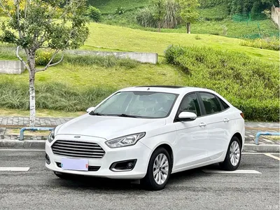 2015 Ford Escort 1.5L Manual Fashion, фото 1, лот 10297778