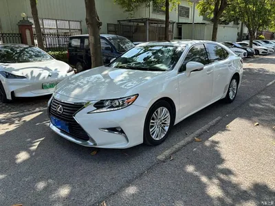 2015 Lexus ES 200 Elite Edition, фото 1, лот 10314040
