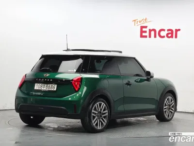 2025 Mini Cooper Classic, фото 2, лот 10108612