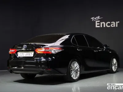 2019 Toyota Camry 2.5 XLE Hybrid, фото 2, лот 11583955