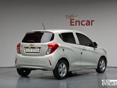 2017 Chevrolet Spark LT, фото 2, лот 10889342