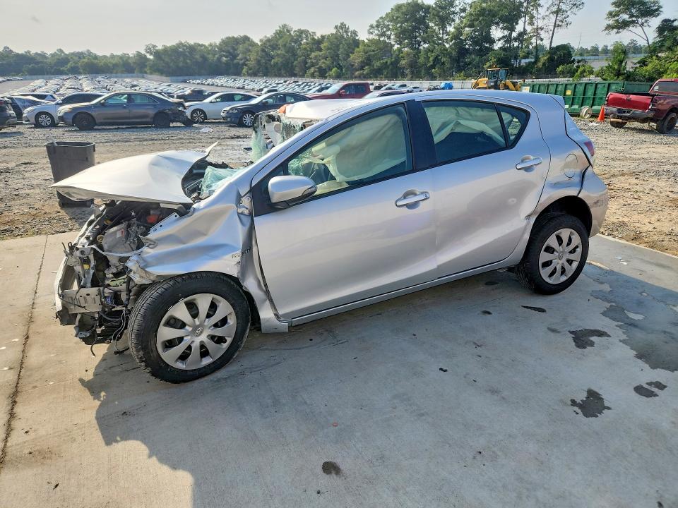 2014 TOYOTA PRIUS C TWO, фото 1, лот 10551137