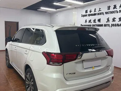 2021 Mitsubishi Outlander 2.0L 2WD Smooth Ride Version 5-Seater, фото 4, лот 10340473