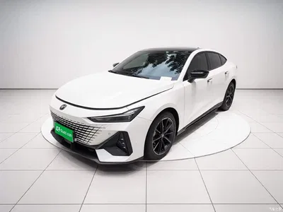 2022 Changan UNI-V 1.5T Premium Model, фото 1, лот 10255751