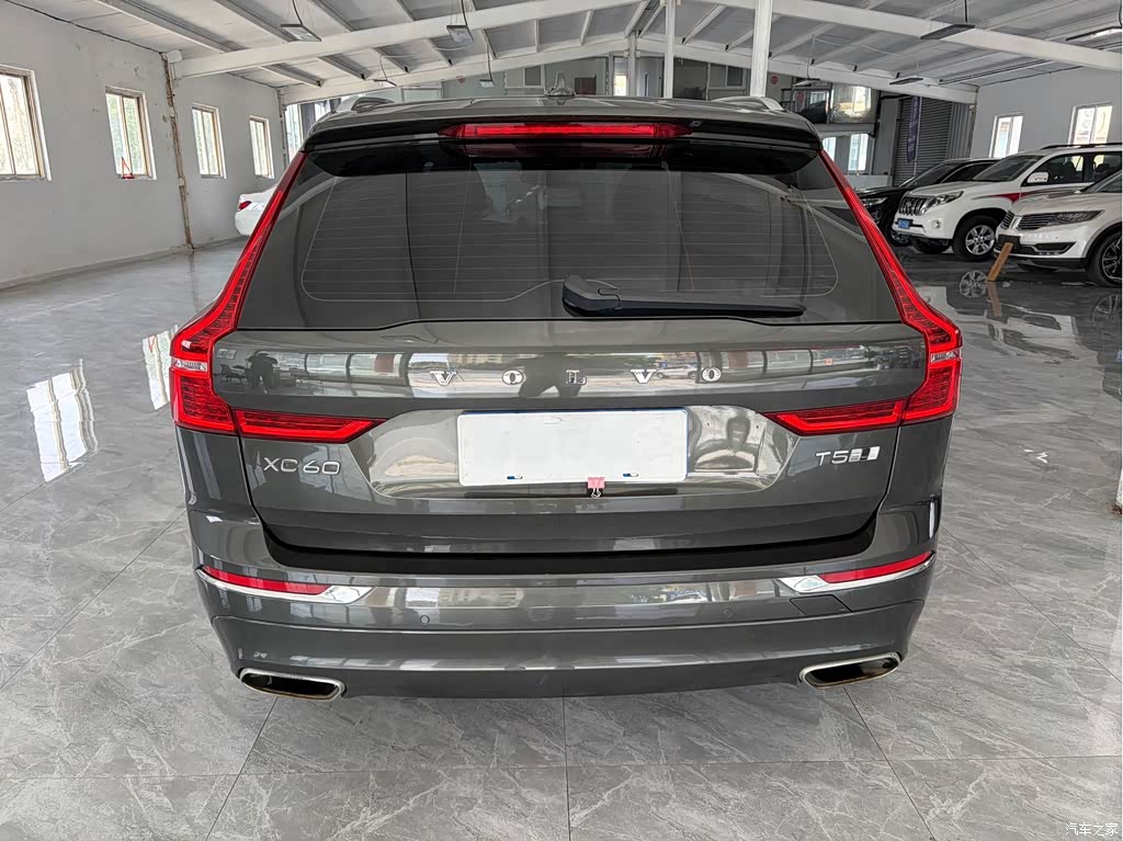 2018 Volvo XC60 T5 AWD Luxury Edition, фото 4, лот 11222519