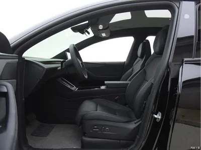 2025 Tesla Model Y L, фото 4, лот 11183755
