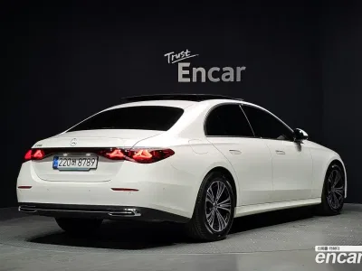 2025 Mercedes-Benz E-Class E200 Avantgarde, фото 2, лот 10165677