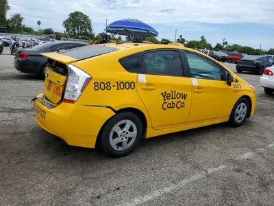 2011 TOYOTA PRIUS TWO, фото 3, лот 10548176