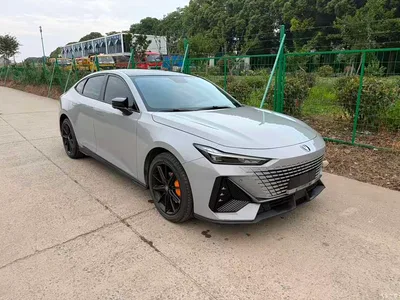 2022 Changan UNI-V 1.5T Premium Model, фото 2, лот 10247136