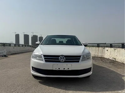 2013 Volkswagen Lavida Facelift Classic 1.6L Automatic Trend, фото 2, лот 11290863