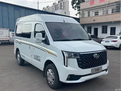 2025 SAIC Maxus Xintu V80 PRO Aoyun 2.0T Manual Short Wheelbase Medium Roof 5/6-Seater, фото 3, лот 11148410