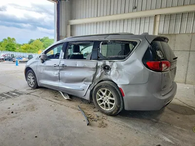 2020 CHRYSLER PACIFICA TOURING L, фото 2, лот 10865717