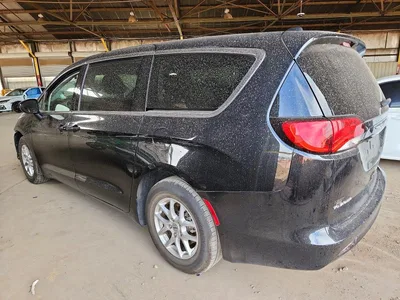 2023 CHRYSLER VOYAGER LX, фото 2, лот 10801209