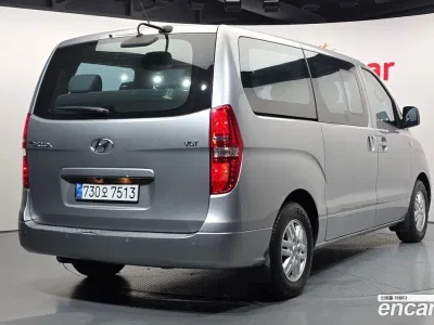 2017 Hyundai Starex 12-Seater Wagon, фото 1, лот 10191431