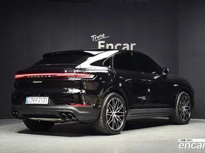 2025 Porsche Cayenne 3.0 E-Hybrid Coupe, фото 2, лот 10100058