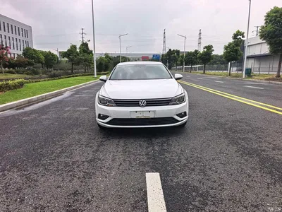 2015 Volkswagen Lamando 230TSI Manual Style Edition, фото 2, лот 10816377
