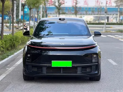 2025 Li Auto L7 Max Smart Renewal Edition, фото 2, лот 10838469
