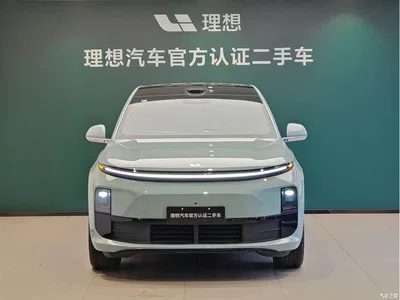 2025 Li Auto L6 Max Smart Renewal Edition, фото 2, лот 10808049