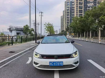 2015 Volkswagen Lamando 330TSI DSG Luxury Edition, фото 2, лот 11017180