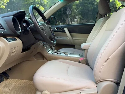 2013 Toyota Highlander 2.7L 2WD 5-seater Purple Gold Edition, фото 4, лот 10905204