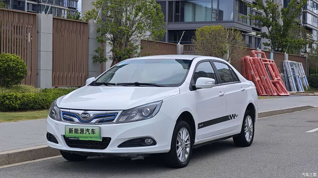 2018 BYD e5 450 Connected Enjoyment, фото 1, лот 10246324