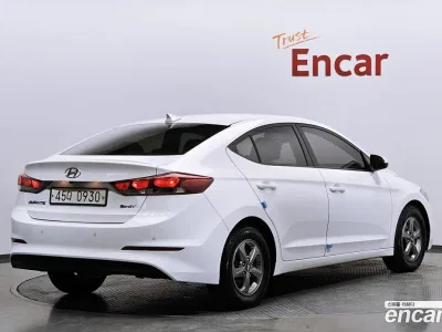 2016 Hyundai AVANTE 1.6 e-VGT SMART, фото 2, лот 10126694