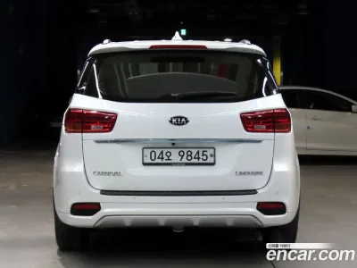 2019 Kia Canival 7-Seater Limousine, фото 4, лот 10399206