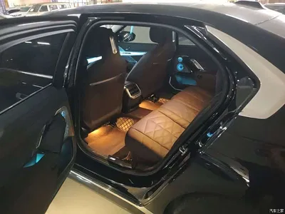 2023 BMW 7 Series Model 735Li M Sport Package, фото 4, лот 10396288