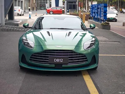 2025 Aston Martin DB12 4.0T V8 Coupe, фото 2, лот 10241232