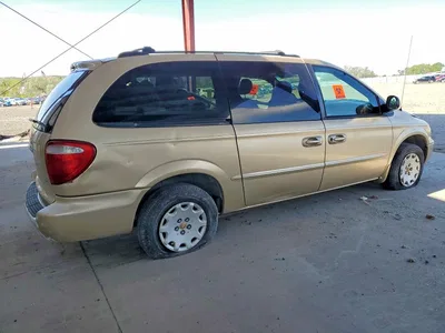 2001 CHRYSLER TOWN & COUNTRY LX, фото 3, лот 10970528