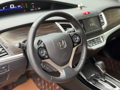 2017 Honda Jade 210TURBO CVT Luxury 6-seater, фото 4, лот 10307196