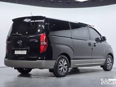 2020 Hyundai Starex Urban 9-Seater, фото 1, лот 10192735