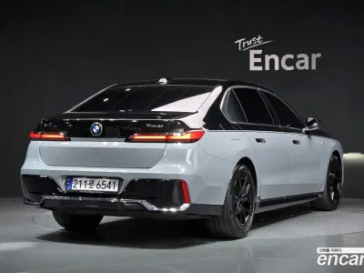 2025 BMW 7-Series 740d xDrive M Sport, фото 2, лот 10143122