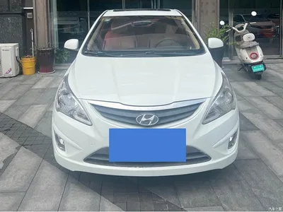 2013 Hyundai Verna Sedan 1.4L Automatic Standard GL, фото 2, лот 10370599