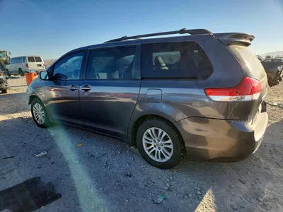 2012 TOYOTA SIENNA XLE 8-PASSENGER, фото 2, лот 10559477