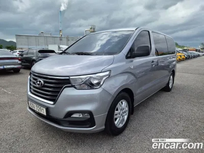 2021 Hyundai Starex Van 3-Seater, фото 1, лот 10207261