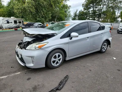 2014 TOYOTA PRIUS TWO, фото 1, лот 10505139