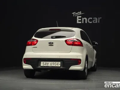 2015 Kia pride 5DR 1.6 GDI, фото 4, лот 10154615