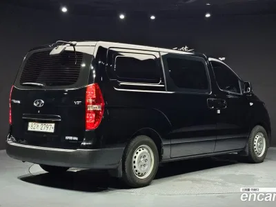 2019 Hyundai Starex Van 5-Seater, фото 1, лот 10192136
