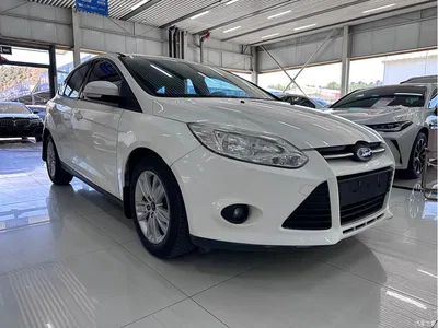 2012 Ford Focus Hatchback 1.6L Automatic Comfort, фото 3, лот 10296365