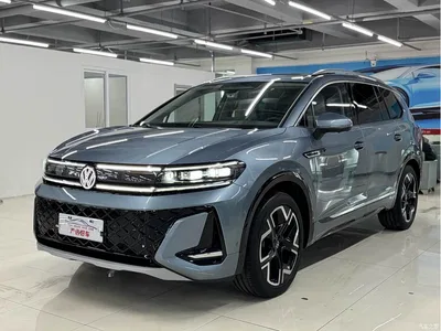 2025 Volkswagen Talagon 450TSI R-Line 6-Seater, фото 1, лот 10480574