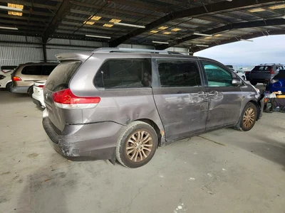 2012 TOYOTA SIENNA XLE 8-PASSENGER, фото 3, лот 10507613