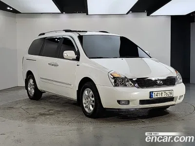 2013 Kia Canival Grand Carnival GLX, фото 1, лот 11194682