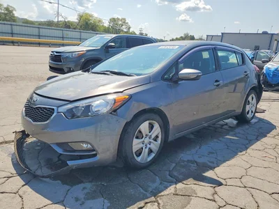 2016 KIA FORTE5 LX, фото 1, лот 10961685