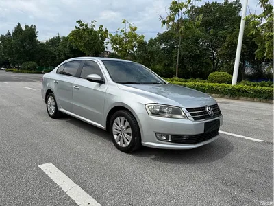 2013 Volkswagen Lavida Facelift Classic 1.6L Automatic Comfort, фото 3, лот 10454507